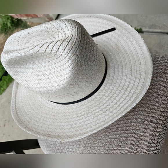 White straw cowboy hat with feather 7 1/8 - Picture 2 of 5